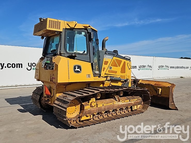 2017-deere-700k-lgp-image-5