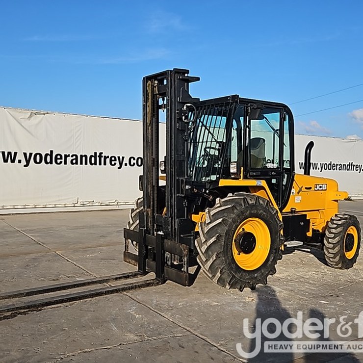 2016 JCB 926