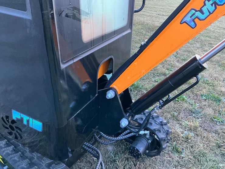#1208-•-unused-future-ft13c-mini-excavator-image-22
