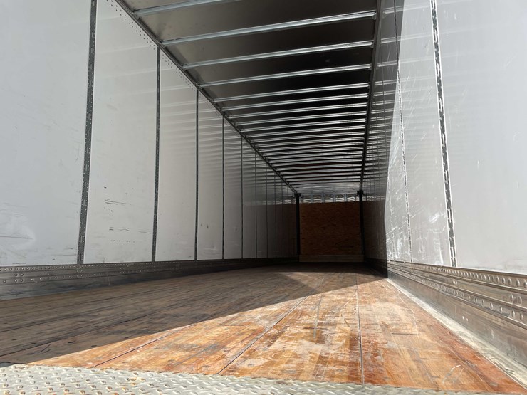 2022-stoughton-trailer-image-31