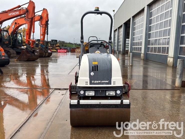 2020-dynapac-cc1000-image-8