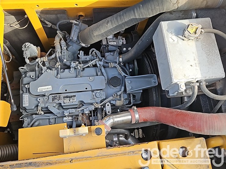 2022-sany-sy135c-image-33