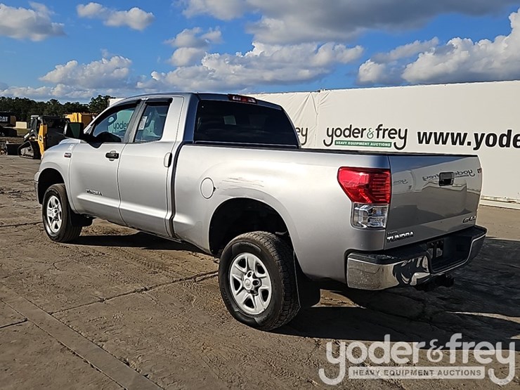 2013-toyota-tundra-image-4