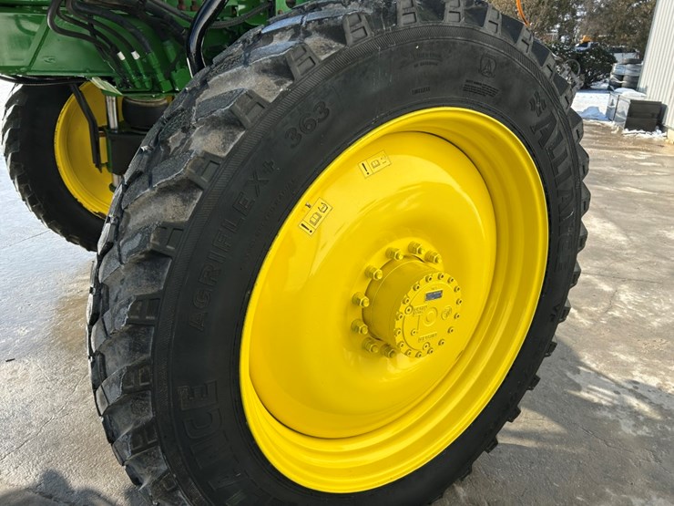 2015-john-deere-r4030-image-80