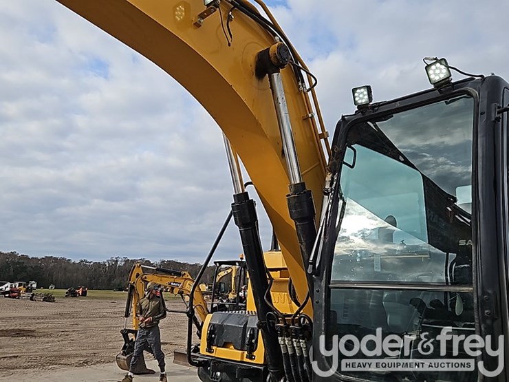 2023-sany-sy135c-image-19