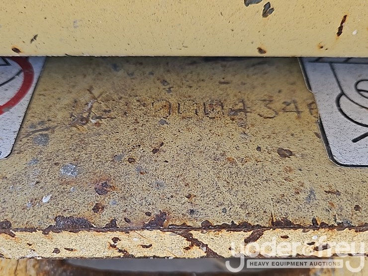 2016-jlg-1930es-image-18