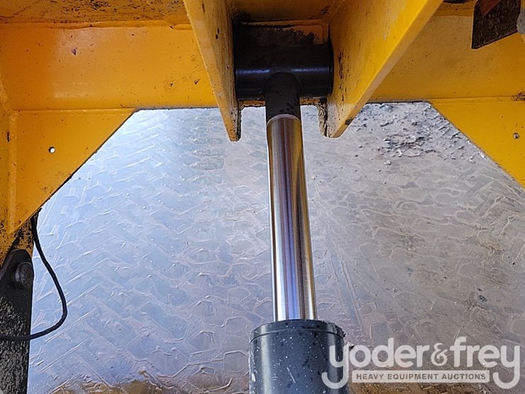 2018-jcb-3tft-image-24