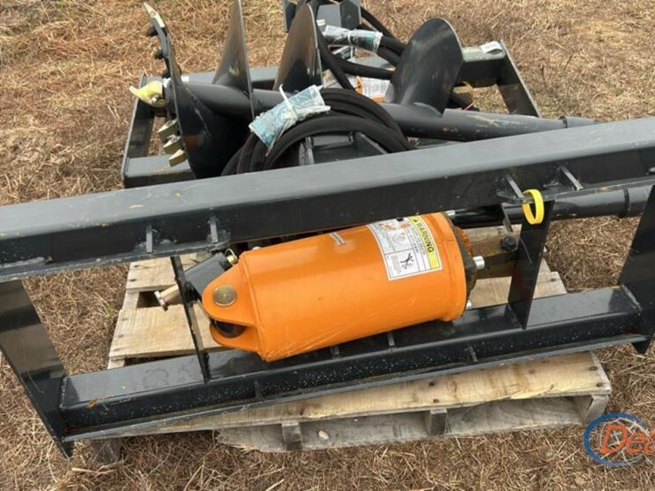 wolvering-auger,-s/n-zw-04212-w/-2-bits-for-skid-steer-image-1