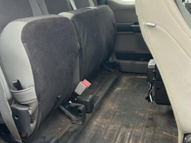 2019-ford-f150-image-11