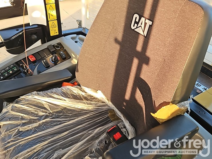 caterpillar-910-image-25