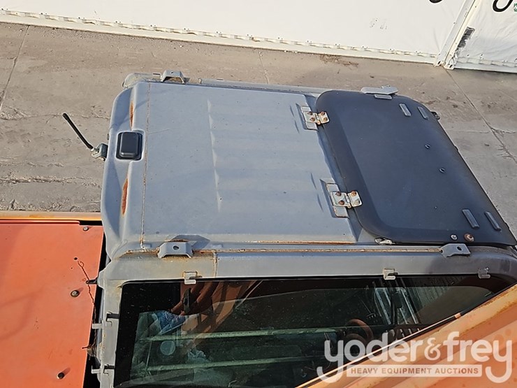 2006-hitachi-zx350-lc-3-image-29