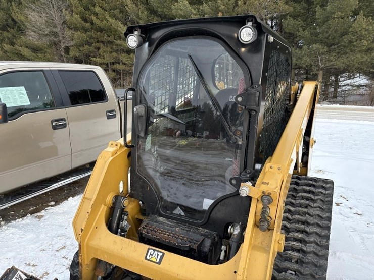 2017-caterpillar-239d-image-14