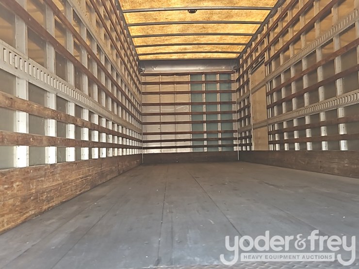 2016-international-durastar-4300-image-17