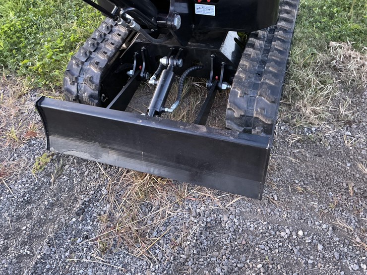 #1206-•-unused-future-ft13-mini-excavator-image-6