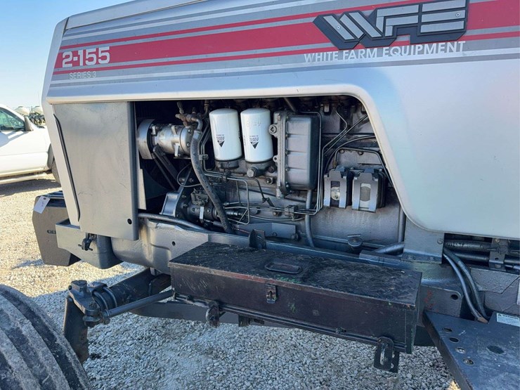 1980-series-iii-white-155-tractor,-2wd,-18.4x38-tires,-5100hrs,-540/-small-1000-pto,-ac-and-heat-work,-seller-is-upgrading,-2-remotes,-approx.-90%-tread-on-tires-image-14