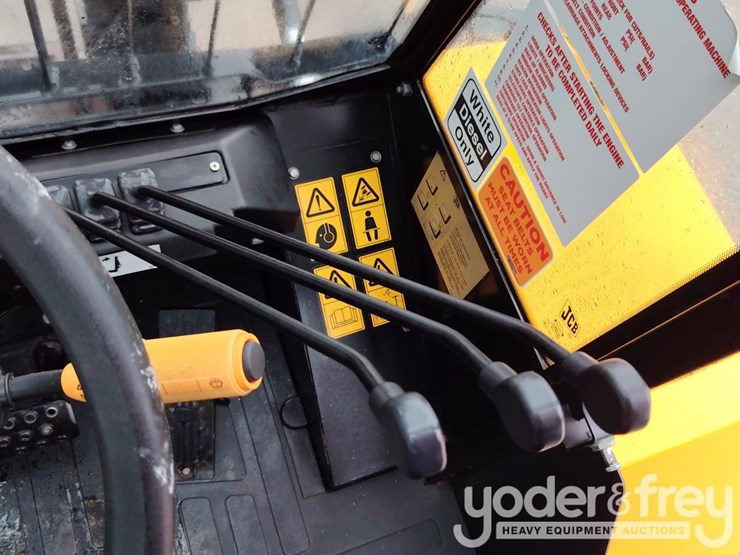 jcb-930-image-34