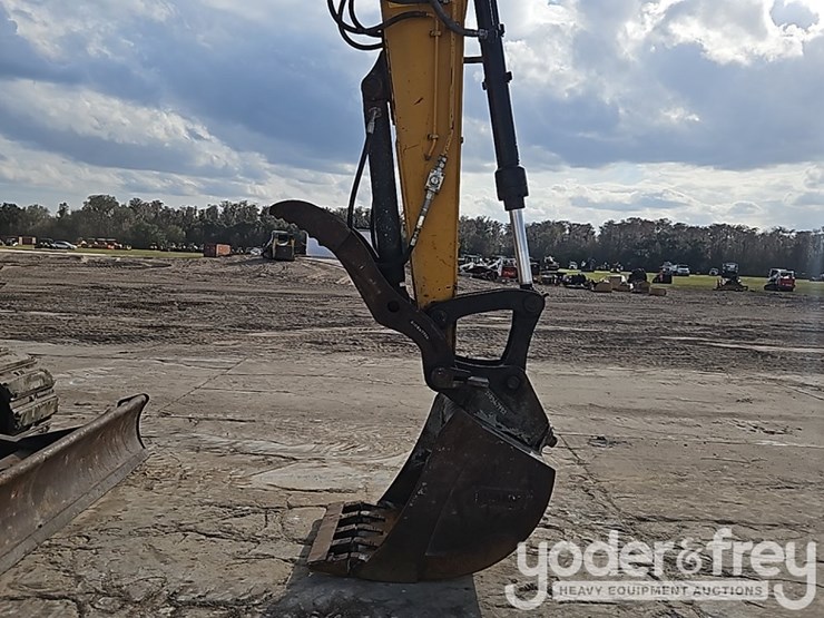 2022-sany-sy135c-image-16