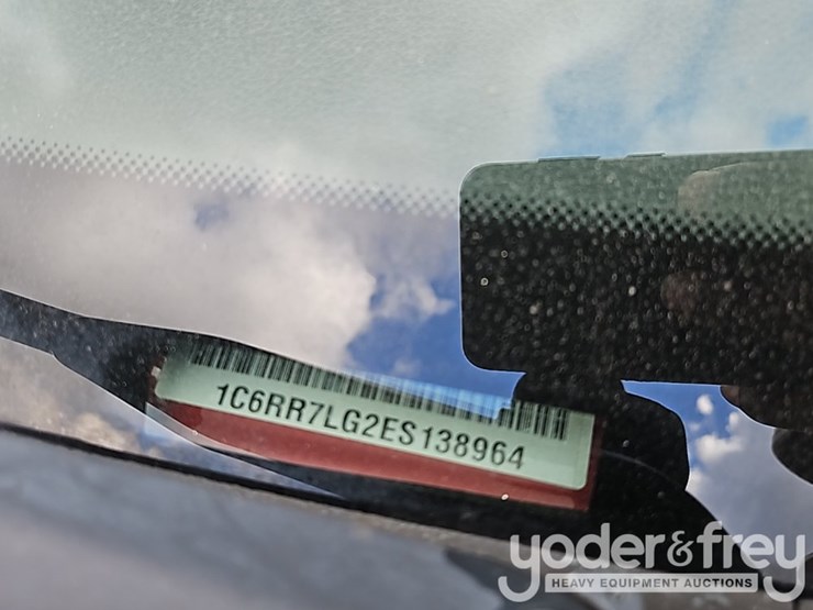 2014-dodge-ram-1500-image-35