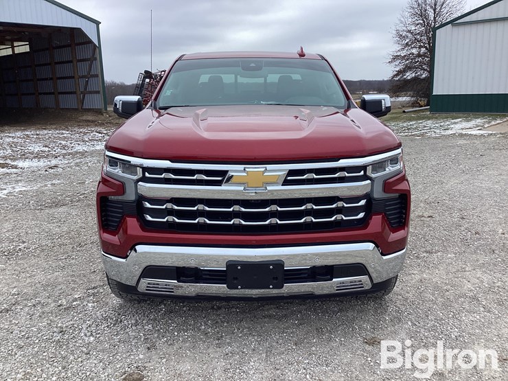 2023-chevrolet-silverado-1500-ltz-image-2