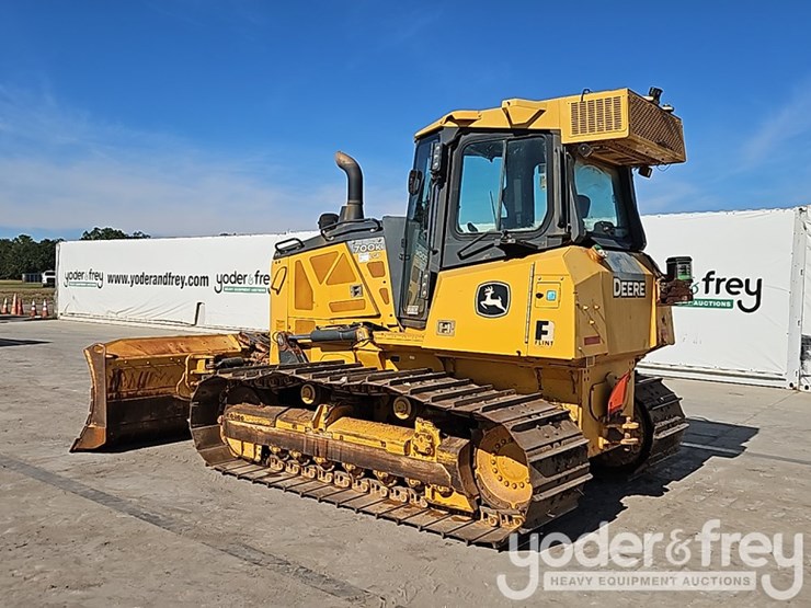 2017-deere-700k-lgp-image-4