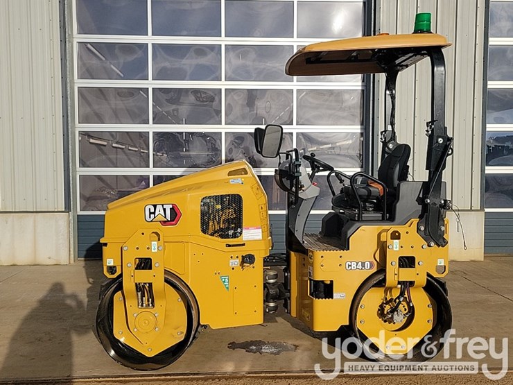 2025-caterpillar-cb4.0-image-2