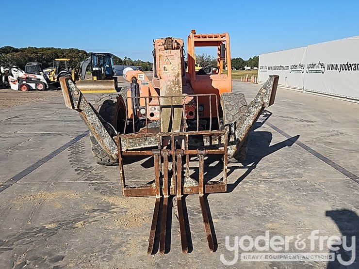 2014-sky-trak-10054-image-14