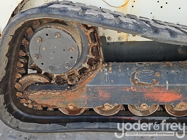 2017-bobcat-t770-image-9