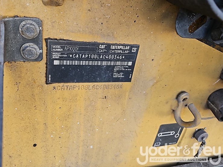 2017-caterpillar-ap-1000f-image-37