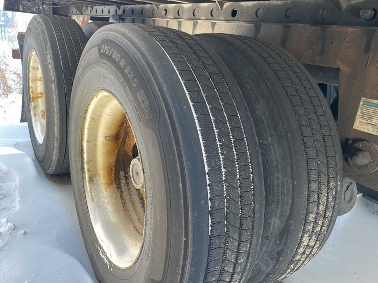 2012-utility-reefer-image-18