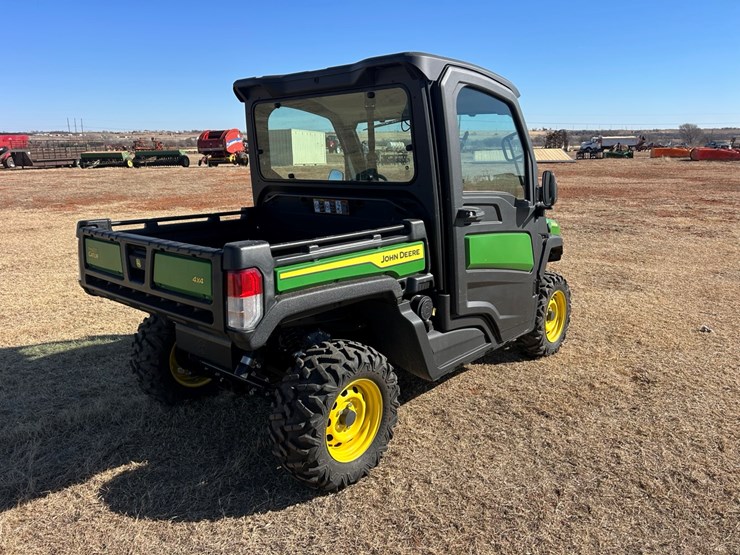 2024-john-deere-xuv-845r-image-21