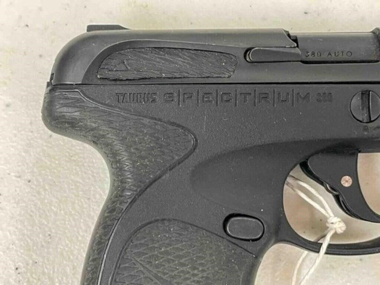 taurus-pistol-image-4