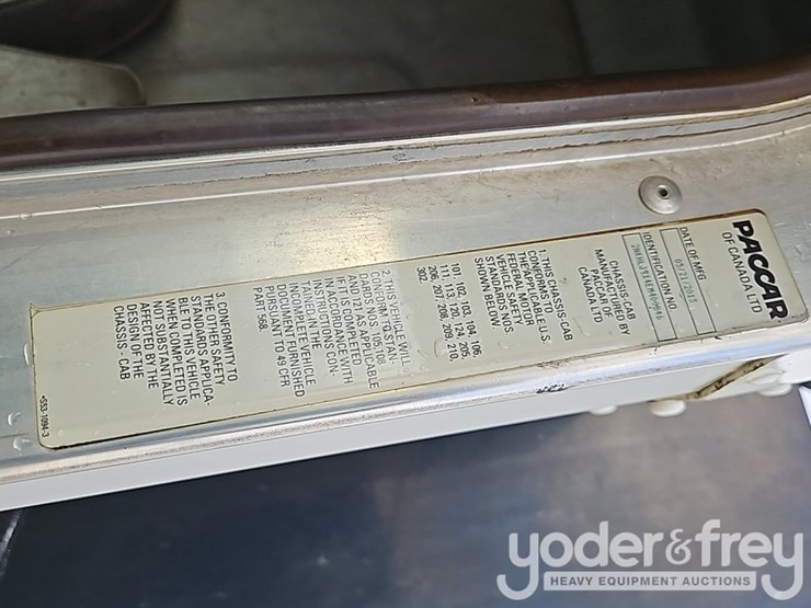 2014-kenworth-t300-image-31