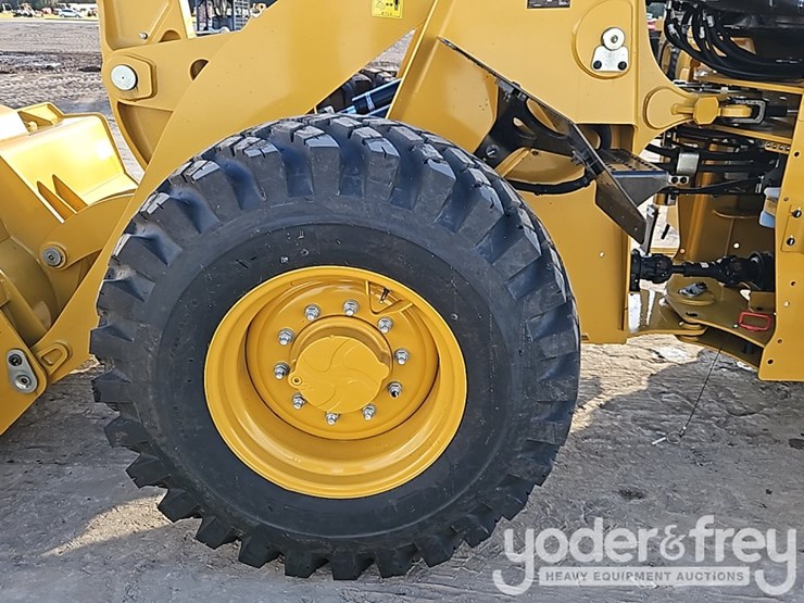 2024-caterpillar-910-image-18