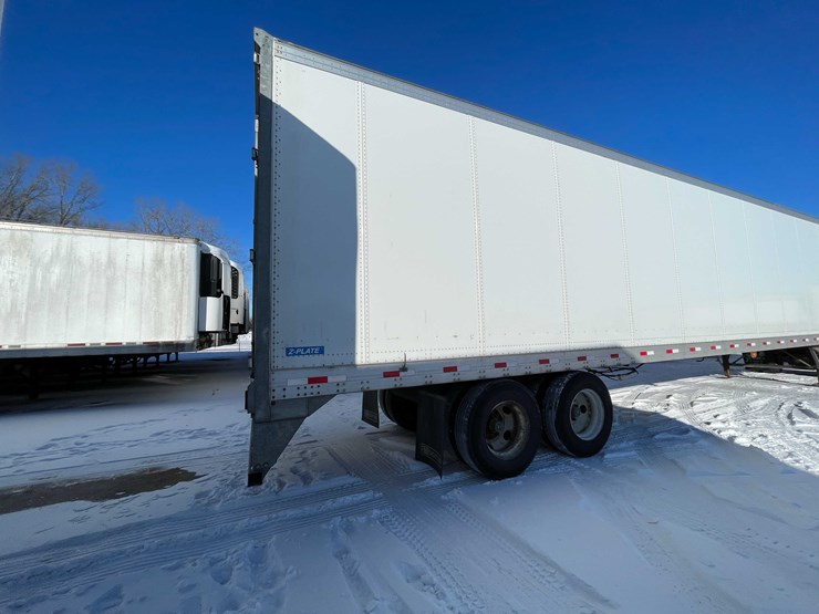 2019-stoughton-trailer-image-10