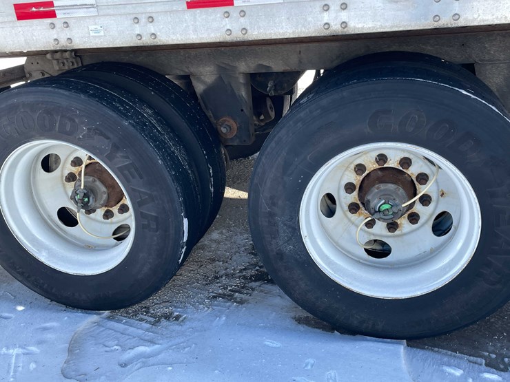 2023-stoughton-trailer-image-22