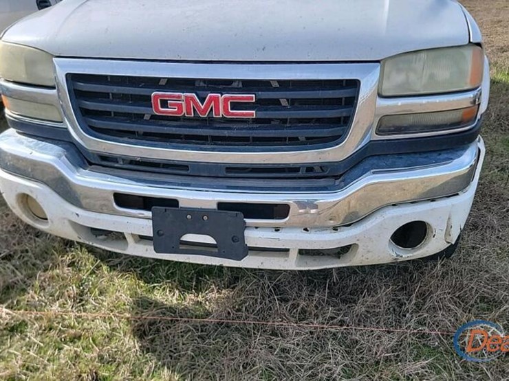 2003-gmc-2500hd-image-3