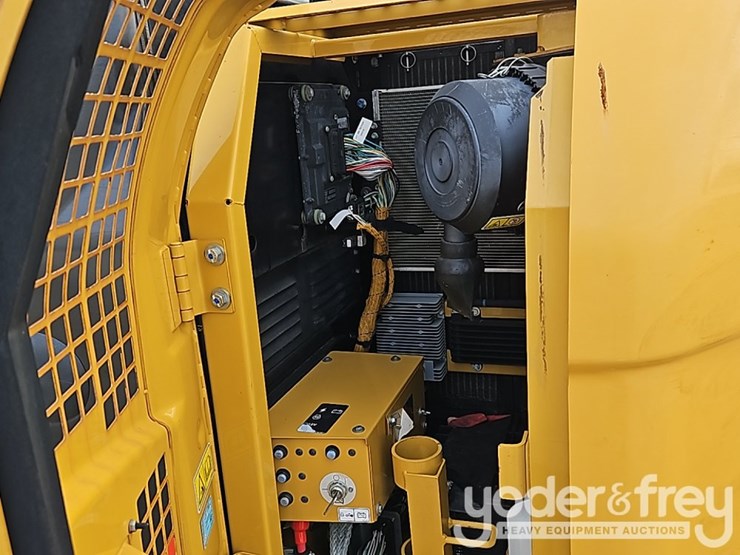 2019-caterpillar-311-flrr-image-29