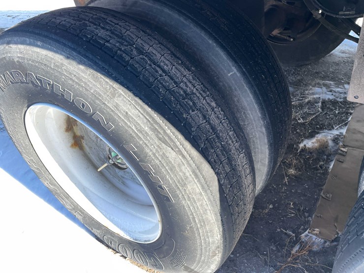 2022-stoughton-trailer-image-26