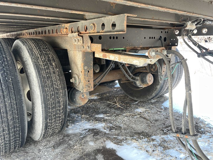 2022-stoughton-trailer-image-21