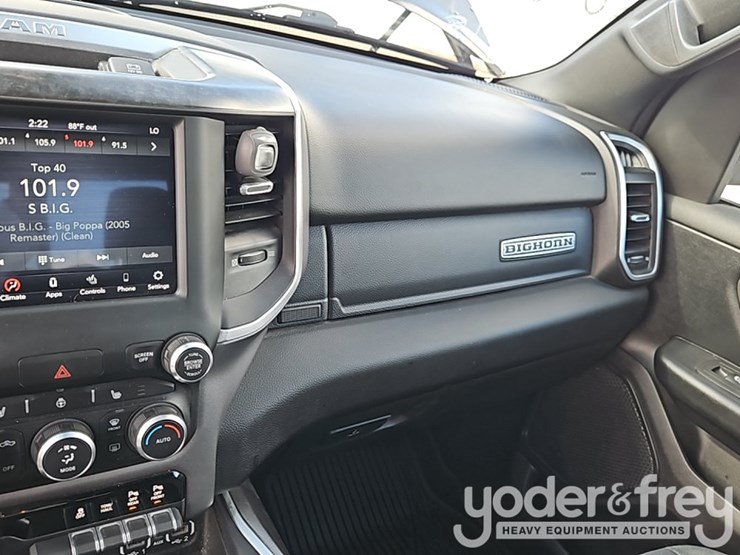 2021-dodge-ram-1500-image-25