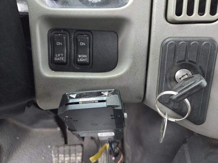 2013-international-durastar-4300-image-80