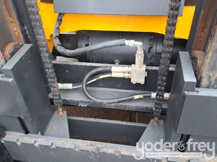 2019-jcb-940-image-15