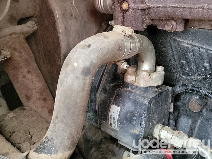 2017-jcb-9tft-image-22