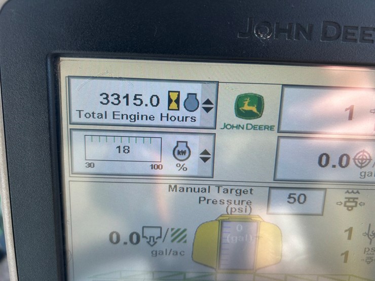 2015-john-deere-r4030-image-57