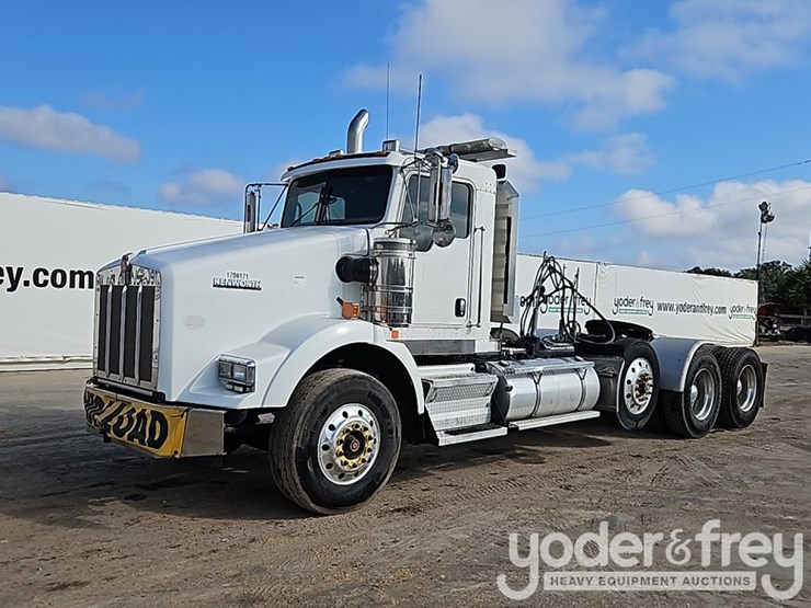 2009-kenworth-t800-image-1