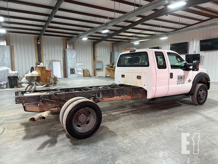 2015-ford-f550-image-3