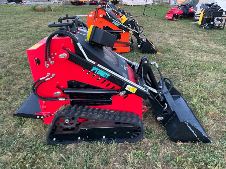 #1018-•-unused-future-ft360t-skid-steer-loader*-image-6