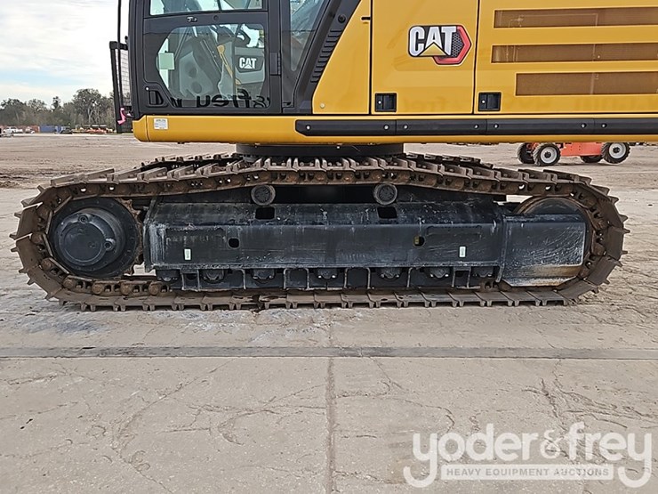 2023-caterpillar-336-image-23