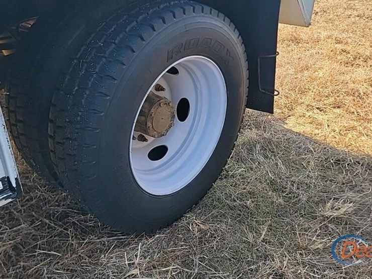 2012-ford-f550-image-12