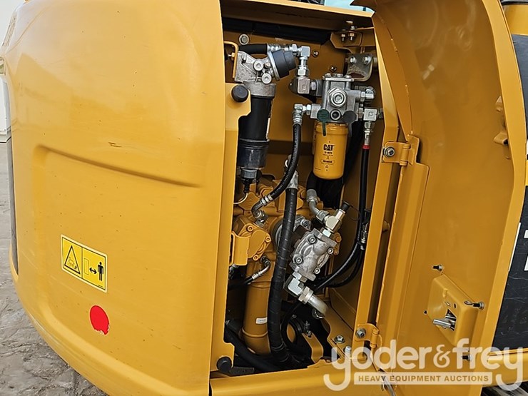 2019-caterpillar-311-flrr-image-30